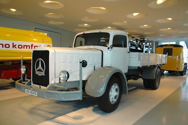 Musée Mercedes : au tour du Mercedes-Benz L 6500 1938