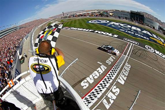 Nascar Las Vegas (3/36) : Earnhardt Jr. menait…