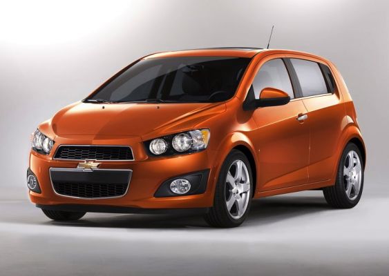 Chevrolet Sonic 2012 : attention aux publicités