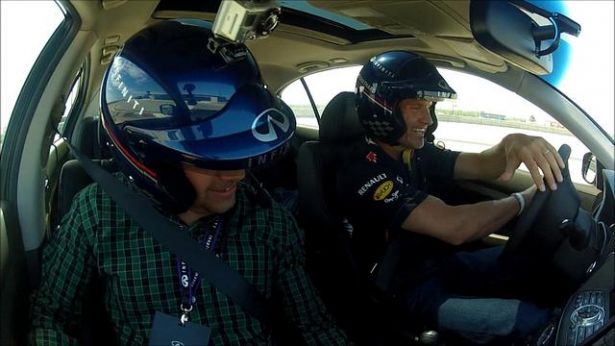 David Coulthard: notre pilote privé au volant d’une INFINITI G37«Trip de gars»