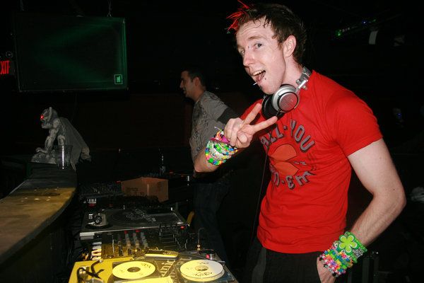Découvrez DJ S3RL