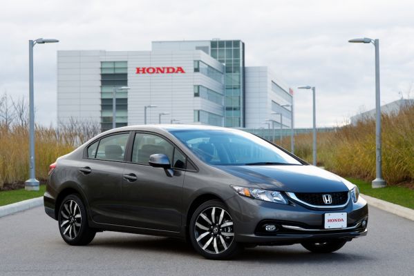Honda Civic 2013 : ajustements majeurs