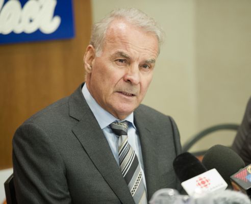 Le président de Couche-Tard rejoint le club des milliardaires