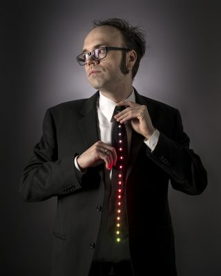 Gadget : Une cravate qui s’illumine!