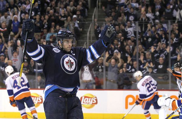 Canadiens : Bergevin discute avec Detroit et garde un œil sur Andrew Ladd