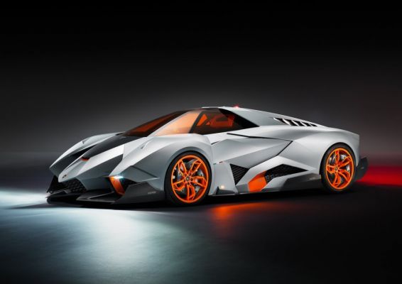 Lamborghini Egoista : le pilote et vous