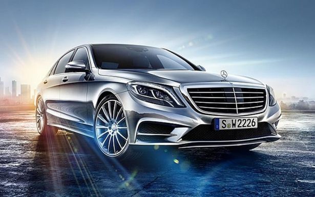 Classe S 2014 de Mercedes-Benz : un dévoilement plutôt spectaculaire