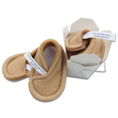 Gadget : des chaussons pour bébés en forme de biscuits chinois