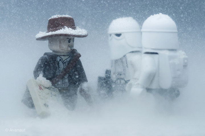 Il recrée en LEGO des scènes de « Star Wars » et d'« Indiana Jones » avec un réalisme incroyable!