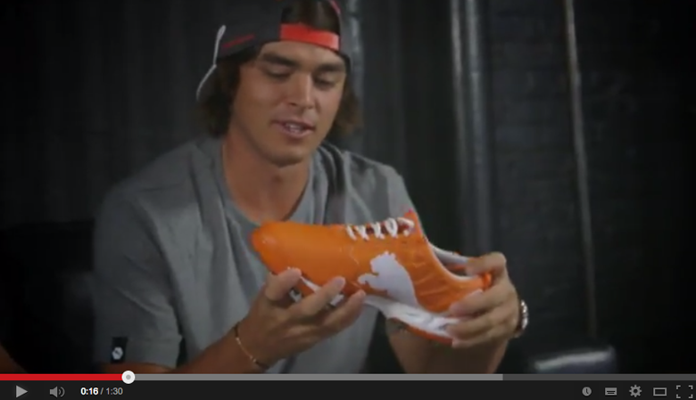 Golf : Rickie Fowler nous présente les nouveaux souliers de Puma!