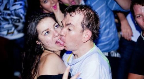 Les faces de « party » ratées, drôles et mémorables -2