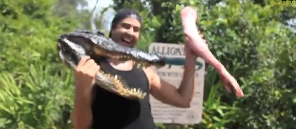Humour: Ils se payent la tête de leurs blondes en simulant une attaque par un alligator