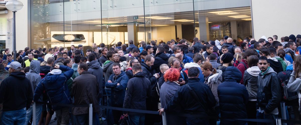 iPhone 6 : Faire la file...