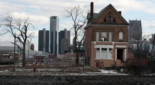 Il a acheté une maison pour 1000 $