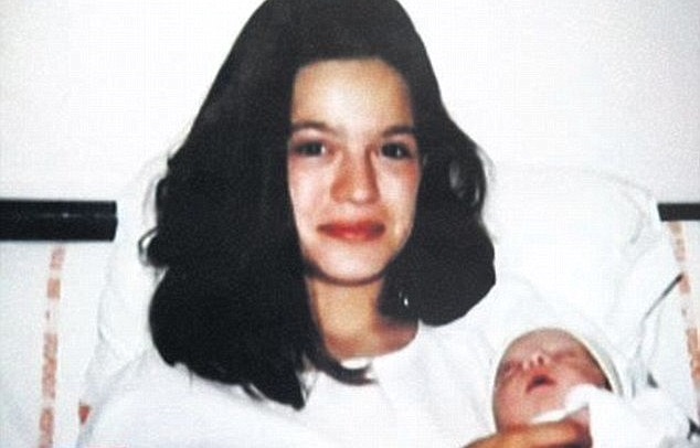 Des parents se rendent compte que l'infirmière ne leur a pas redonné le bon bébé… 10 ans plus tard!