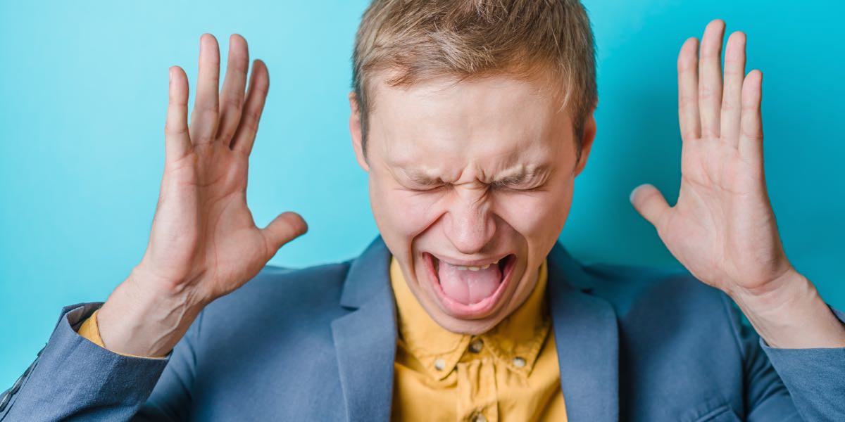 Ces gens vous disent les PIRES cadeaux au monde qu’ils ont reçus et ça fait vraiment peur