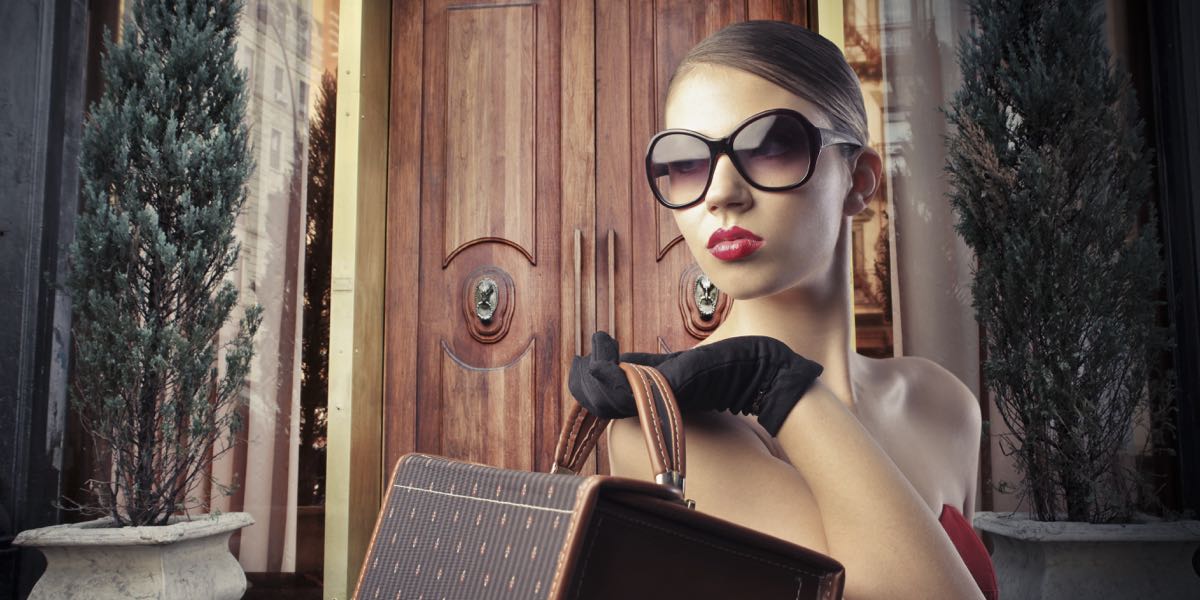 Elle poursuit eBay parce qu’il a refusé qu’elle vende… Quoi?… C’est une blague!?