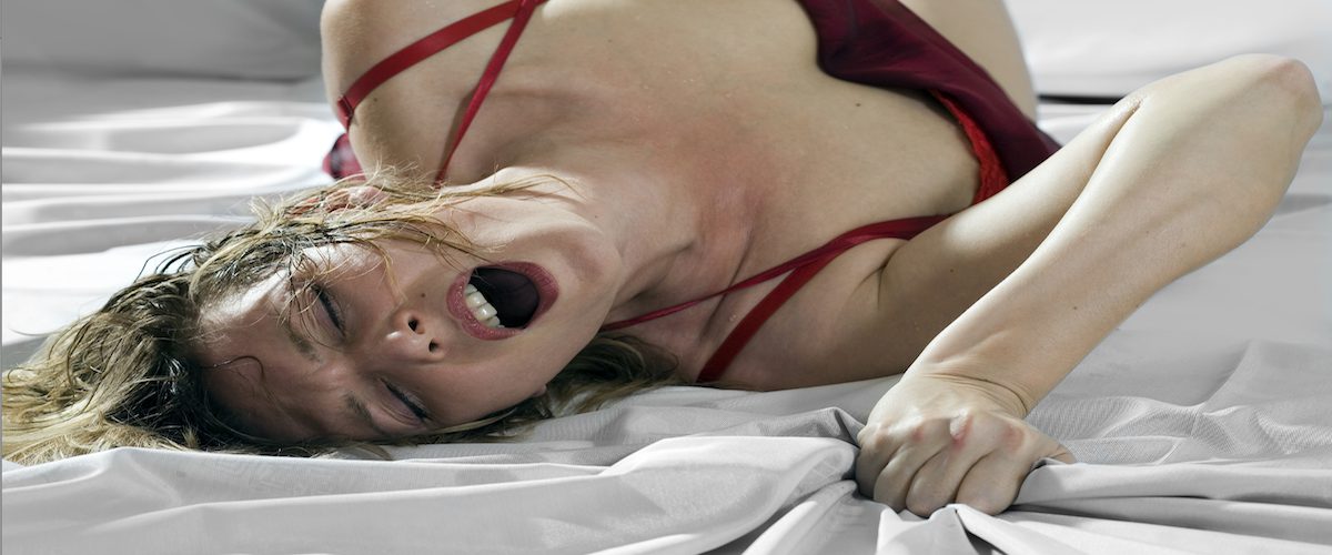 Pourquoi une femme feindrait-elle un orgasme?