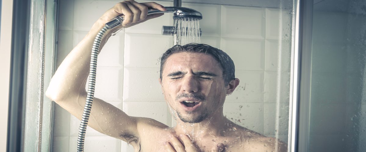6 bonnes raisons de prendre une douche froide le matin