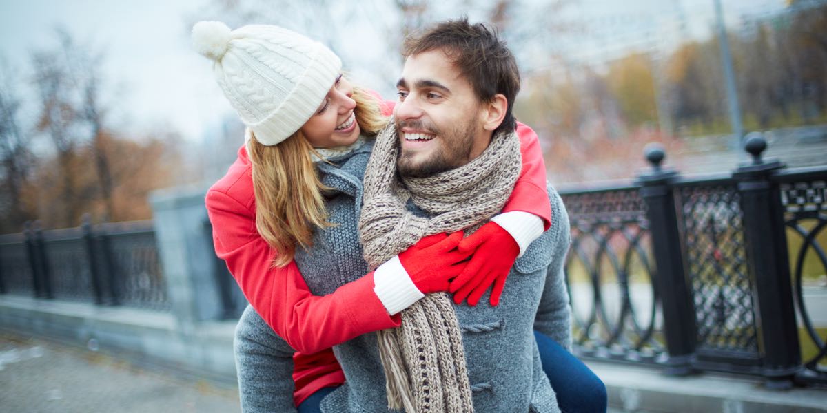 6 choses que vous faites et qui la rendent complètement folle de vous