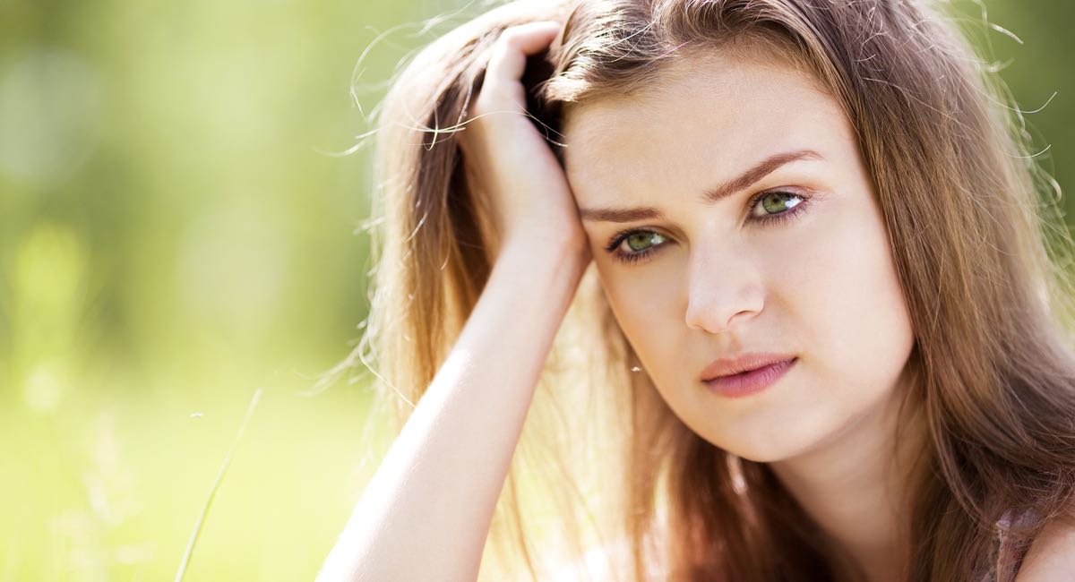 10 signes que les gars ne voient pas, mais qui montrent qu’elle est clairement en colère contre toi