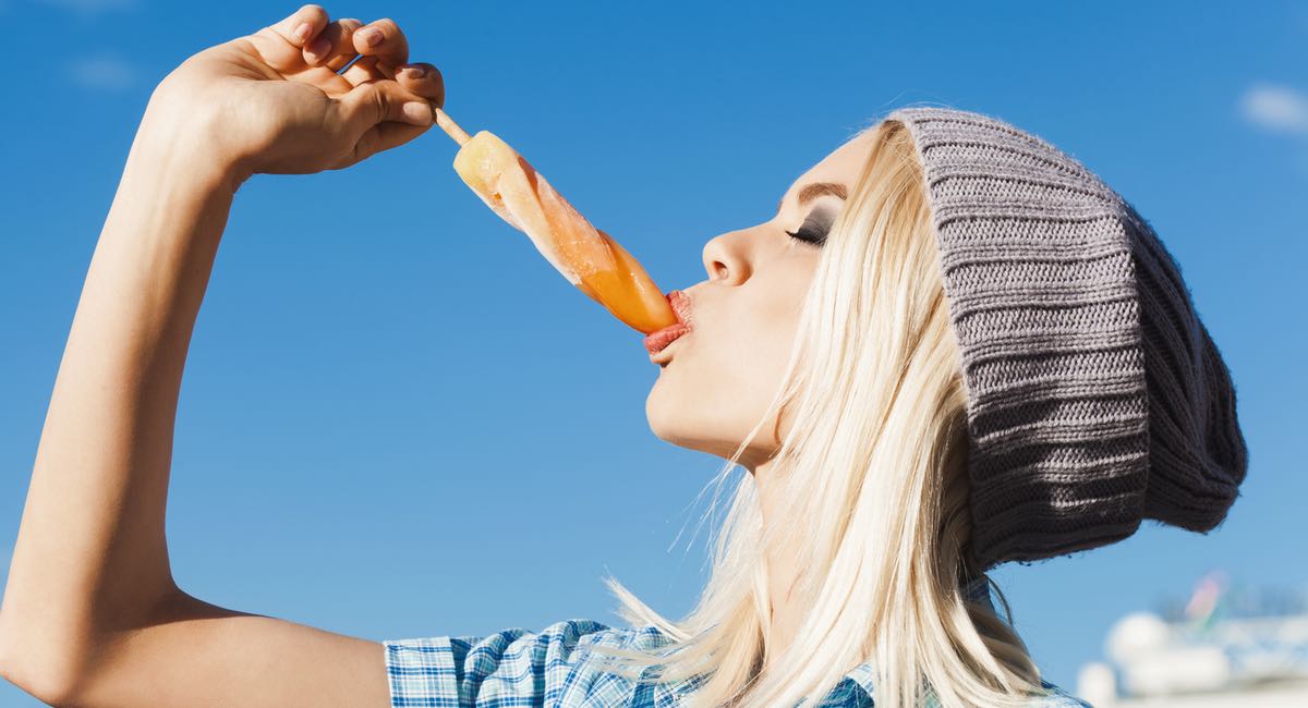 Ces filles décrivent ce que goûte exactement le membre de leur chum et attendez-vous à sursauter!