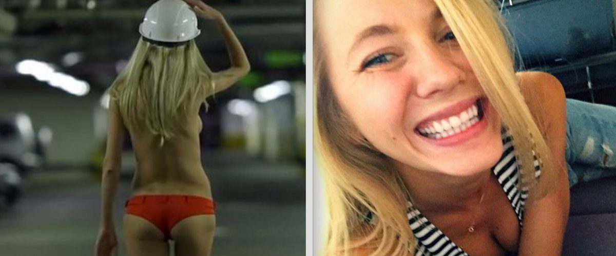 WOW! Cette fille trop sexy fait un STRIP TEASE pour la raison la plus étrange qui soit!