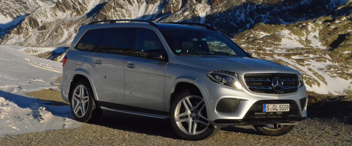 Essai routier Mercedes-Benz GLS 2017 : haut et fort