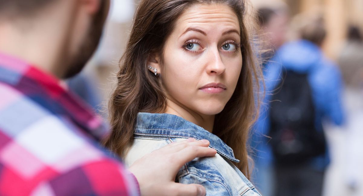 14 choses que vous faites et qui font vraiment peur aux filles (et que vous devriez arrêter de faire)