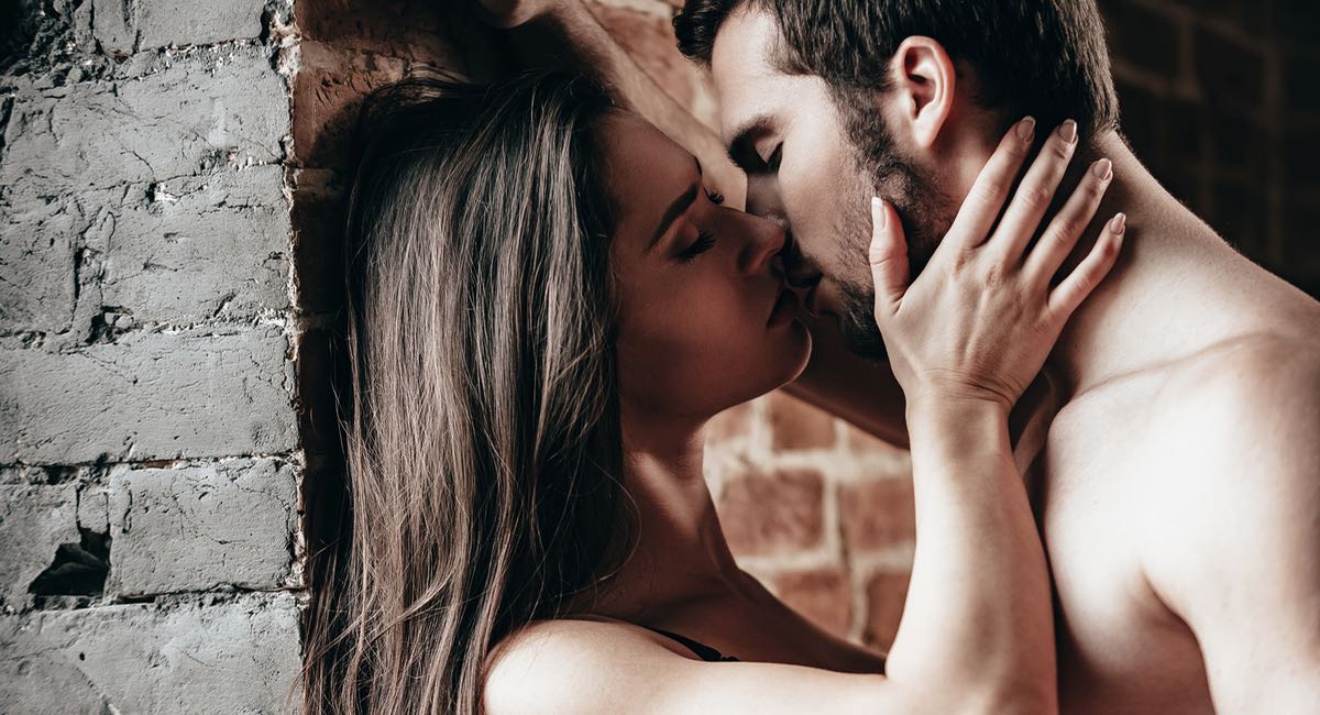 Votre blonde et vous avez un orgasme chaque fois que vous avez du sexe? Attention! Danger!