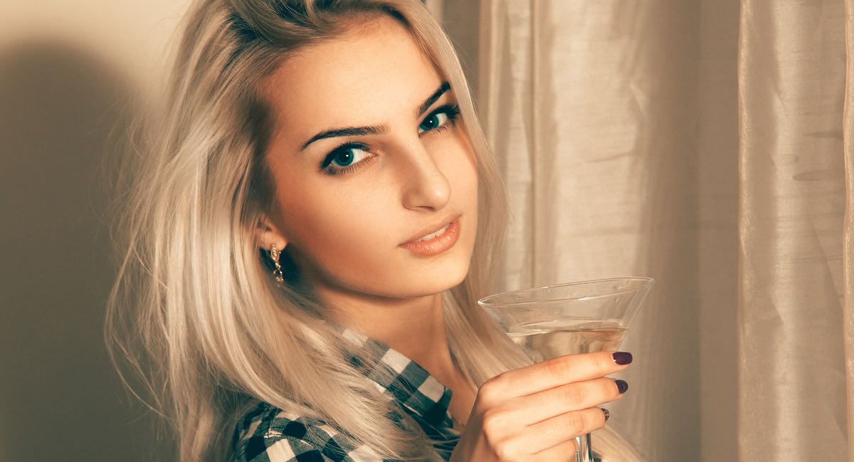 Elle voit 4 autres gars que son chum et explique comment ça a rendu son couple encore plus fort