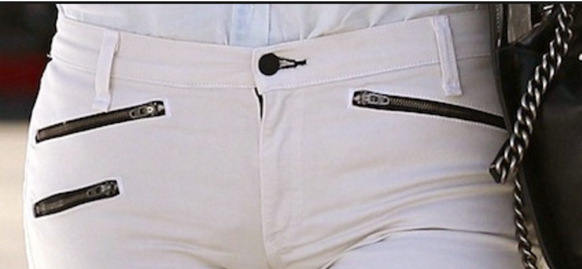 Khloé Kardashian dévoile tous ses «CAMEL TOE»!