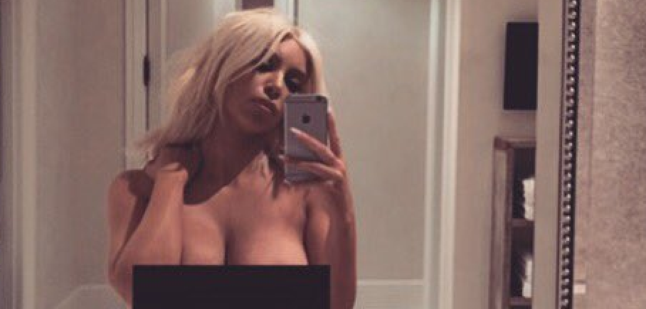 Kim Kardashian récidive! Elle enflamme le Web avec une photo nue « full frontal »!