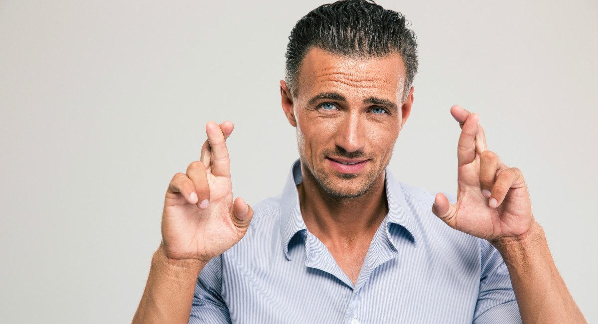 4 signes pour repérer un menteur, selon des experts