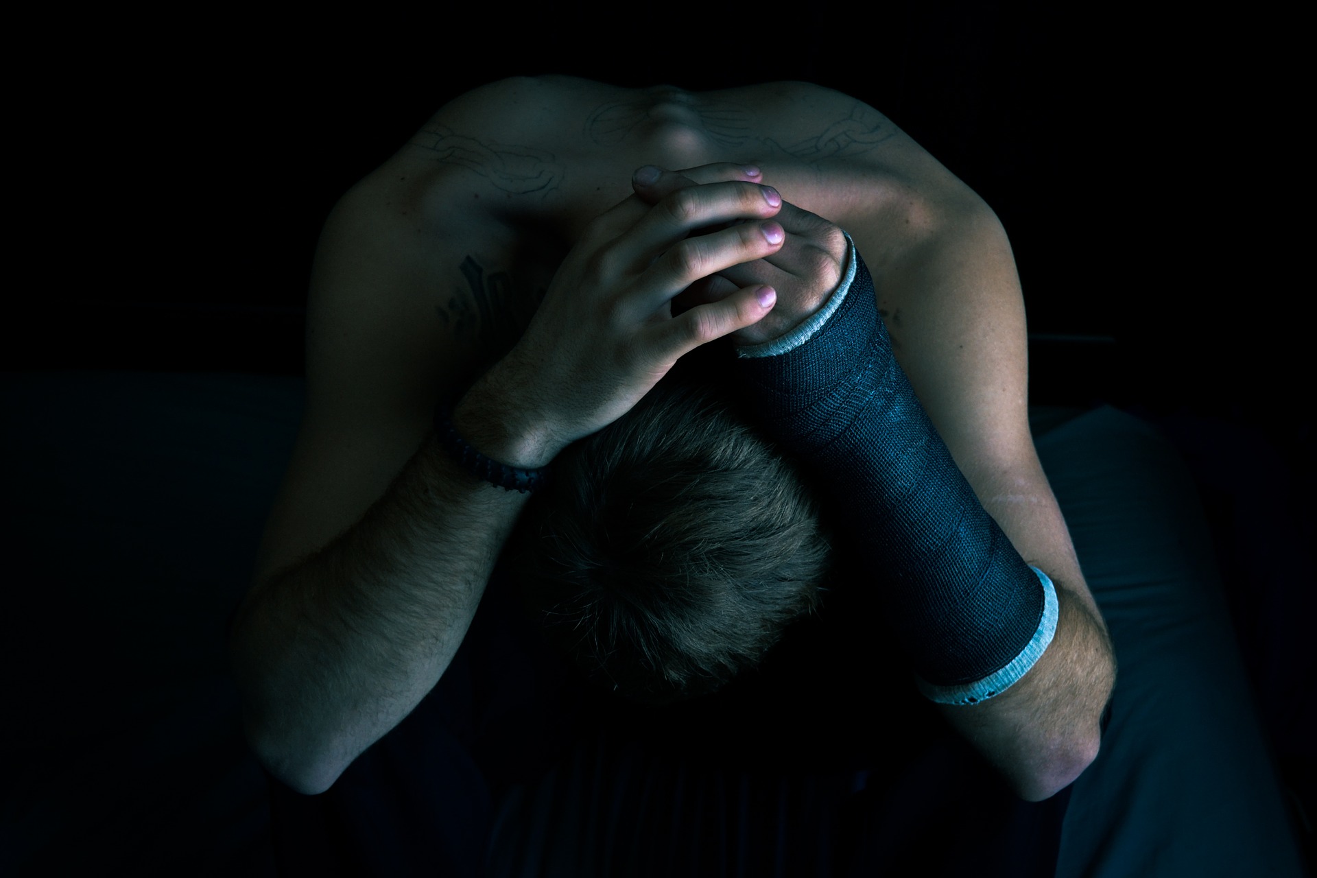 La dépression est la pire cause de mortalité des jeunes hommes adultes, conclut une étude