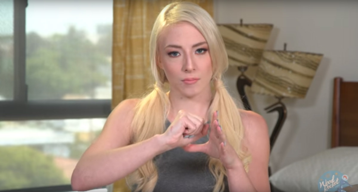 Voici comment ces filles donnent une gâterie parfaite à un homme
