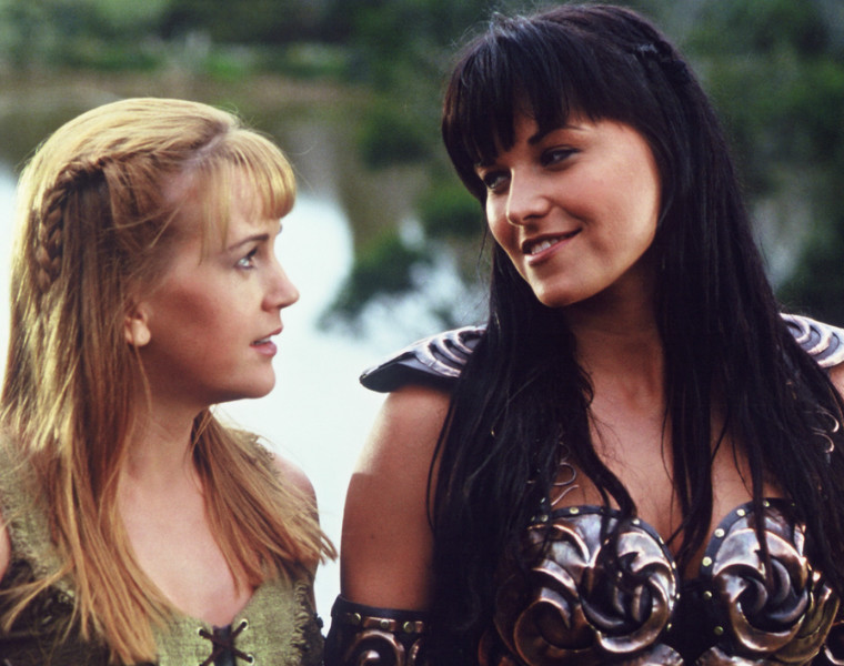Une scène nue de Xena et Gabrielle dans Xena, la guerrière refait surface