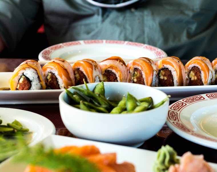 Manger des sushis peut s’avérer TRÈS dangereux!