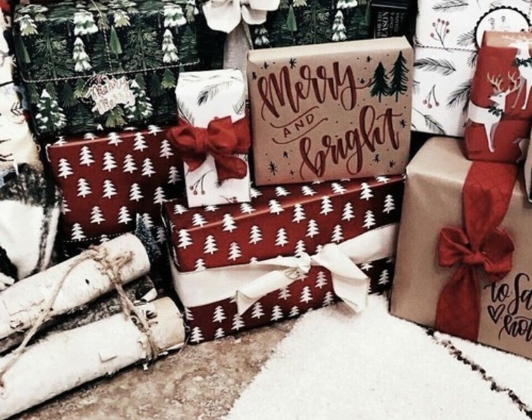 8 cadeaux à ne SURTOUT pas offrir à ta blonde à Noël